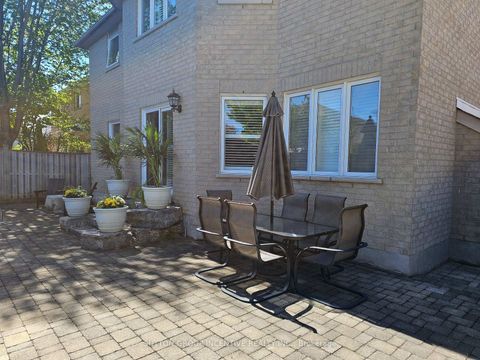 Photo 40 at 4 Chantal Street, Painswick South, Barrie