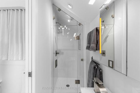 Photo 18 at 210 Gerrard Street E, Moss Park, Toronto