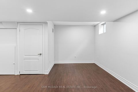 Photo 14 at 25 - 250 Orton Pk Road, Morningside, Toronto