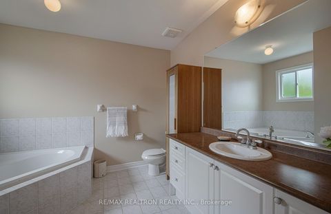 Photo 24 at 8 Forecastle Road, Patterson, Vaughan