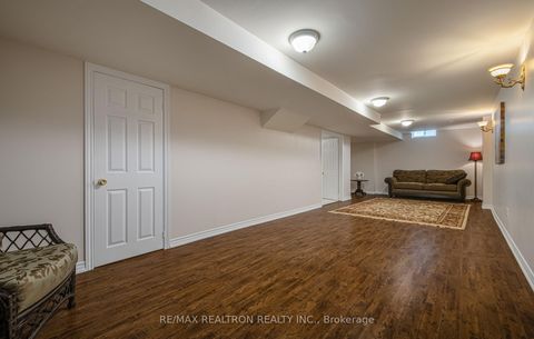 Photo 35 at 8 Forecastle Road, Patterson, Vaughan