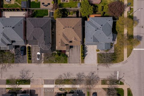 Photo 44 at 8 Forecastle Road, Patterson, Vaughan