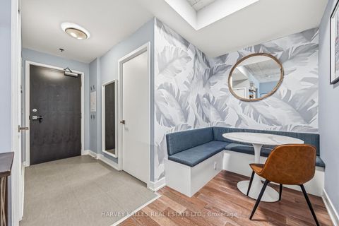 Photo 10 at 601 - 20 Minowan Miikan Lane, Little Portugal, Toronto