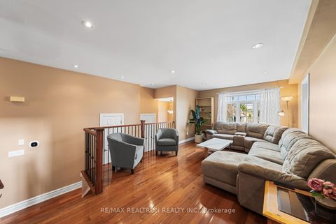 Photo 4 at 51 Rogers Road, Oakwood Village, Toronto