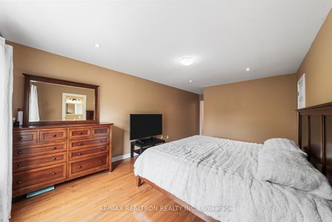 Photo 13 at 51 Rogers Road, Oakwood Village, Toronto
