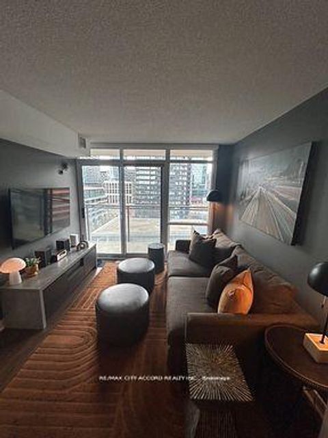 Photo 1 at 1505 - 15 Fort York Blvd Boulevard, Waterfront Communities C1, Toronto