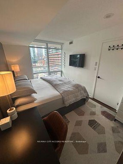Photo 6 at 1505 - 15 Fort York Blvd Boulevard, Waterfront Communities C1, Toronto