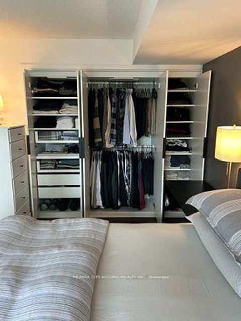 Photo 9 at 1505 - 15 Fort York Blvd Boulevard, Waterfront Communities C1, Toronto
