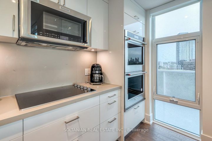 Photo 15 at 1020 - 25 Adra Grado Way SW, Bayview Village, Toronto