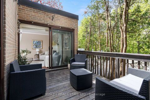 Photo 7 at 12 Redstone Path, West Deane, Toronto
