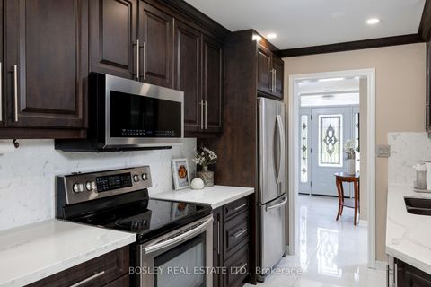 Photo 13 at 12 Redstone Path, West Deane, Toronto