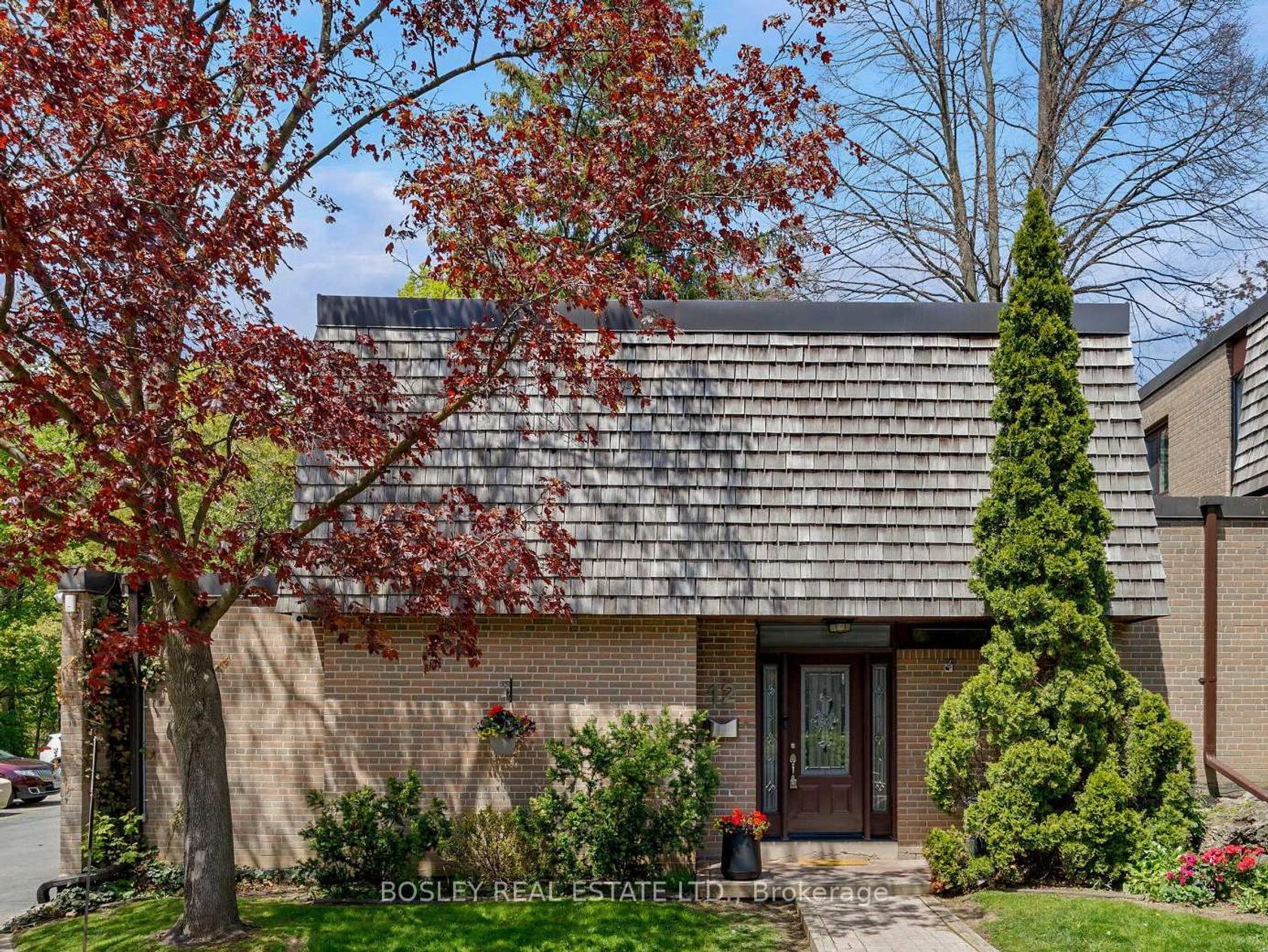 12 Redstone Path, West Deane, Toronto 