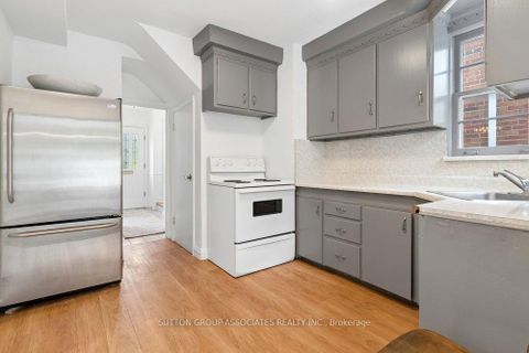 Photo 17 at 5 Delhi Avenue, Nortown, Toronto