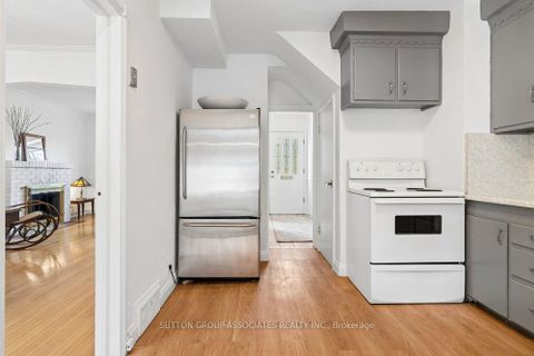 Photo 18 at 5 Delhi Avenue, Nortown, Toronto