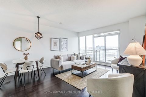 Photo 1 at 504 - 85 The Donway West, Don Mills, Toronto