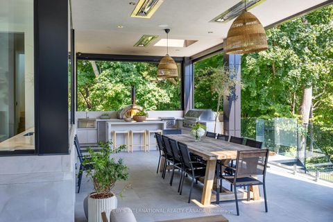 Photo 10 at 7 Appleby Court, City Centre West, Toronto