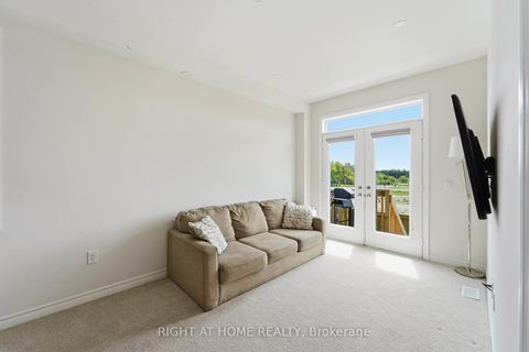 Photo 19 at 75 Puisaya Drive, Rural Richmond Hill, Richmond Hill