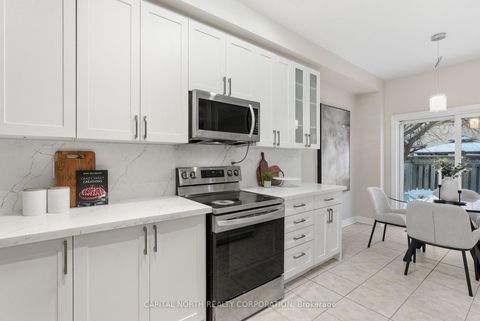 Photo 6 at 74 Bullrush Drive, Vellore Village, Vaughan