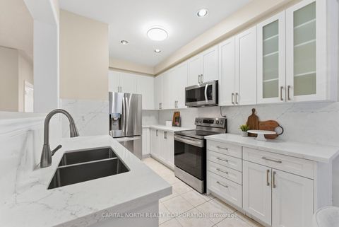 Photo 8 at 74 Bullrush Drive, Vellore Village, Vaughan