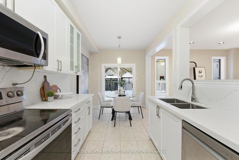 Photo 11 at 74 Bullrush Drive, Vellore Village, Vaughan