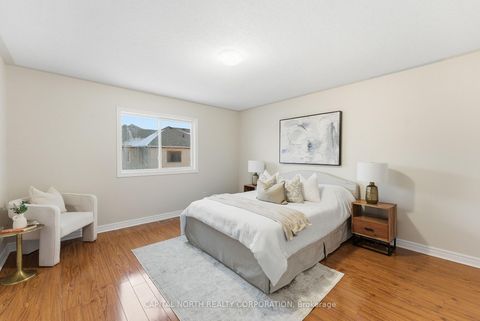 Photo 15 at 74 Bullrush Drive, Vellore Village, Vaughan