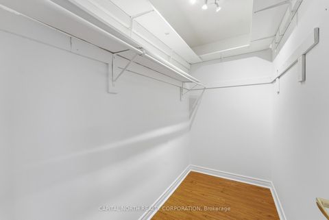 Photo 19 at 74 Bullrush Drive, Vellore Village, Vaughan