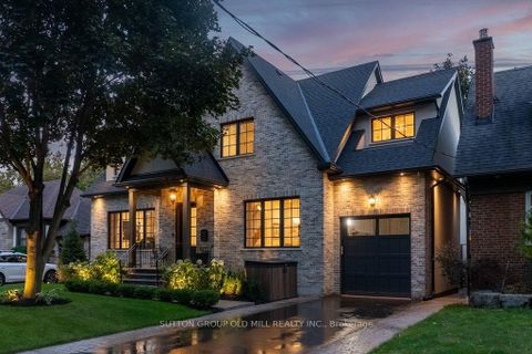 Photo 2 at 5 Elderidge Avenue, Queensway, Toronto
