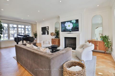 Photo 15 at 5 Elderidge Avenue, Queensway, Toronto