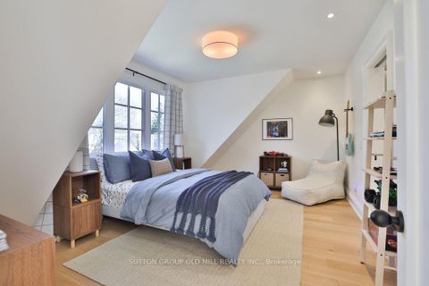 Photo 23 at 5 Elderidge Avenue, Queensway, Toronto