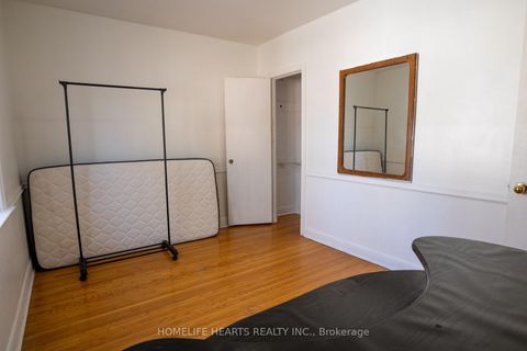 Photo 18 at 14 Mackinac Crescent, Bendale, Toronto