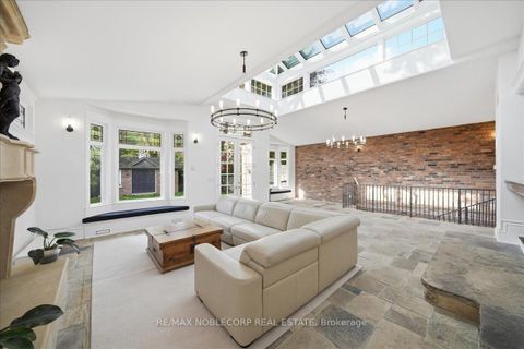 Photo 10 at 38 Glenrose Avenue, Moore Park, Toronto