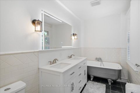 Photo 27 at 38 Glenrose Avenue, Moore Park, Toronto