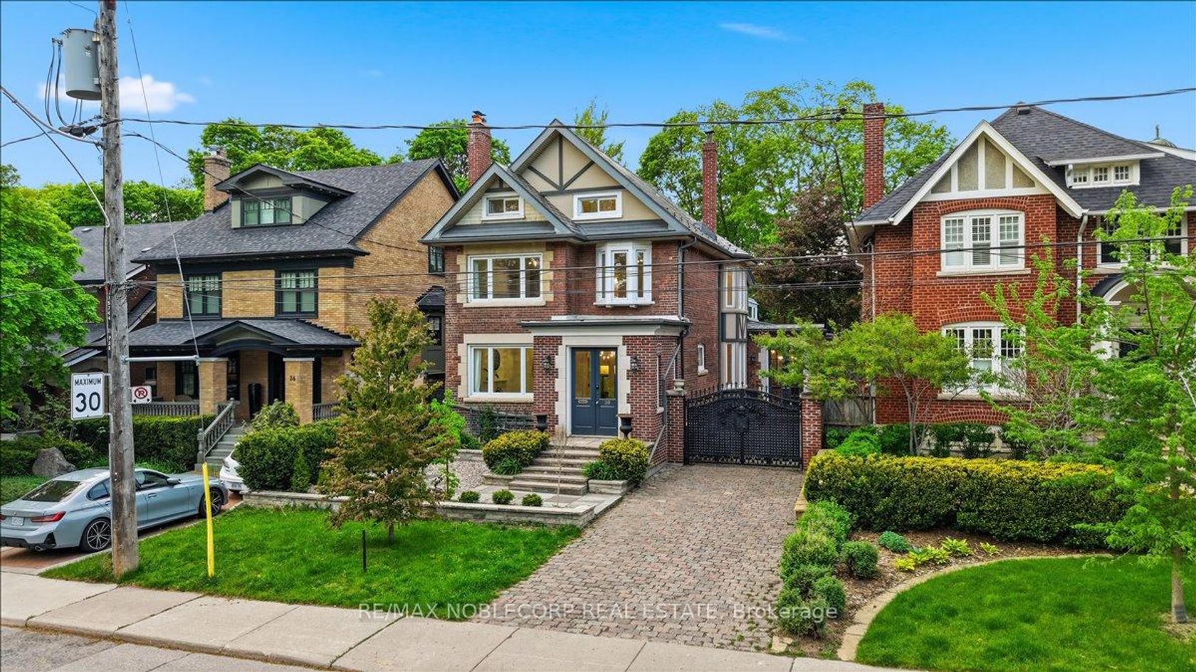 38 Glenrose Avenue, Moore Park, Toronto photo 7