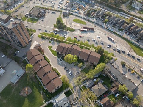 Photo 4 at 210 - 3835 Lakeshore Boulevard W, Long Branch, Toronto