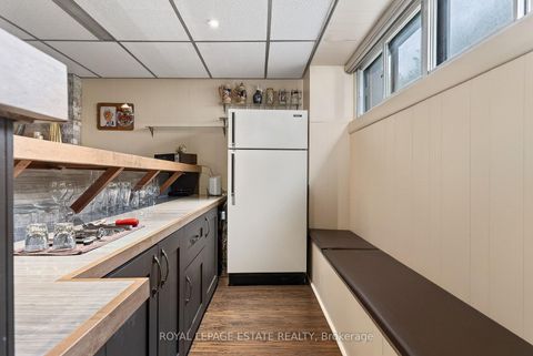 Photo 35 at 8 Wallbridge Court, Willowdale West, Toronto