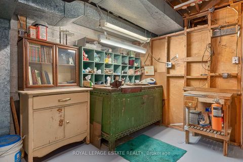 Photo 40 at 8 Wallbridge Court, Willowdale West, Toronto