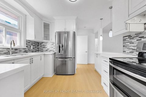 Photo 6 at 22 Lingarde Drive, Maryvale, Toronto