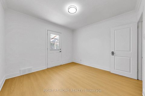 Photo 21 at 22 Lingarde Drive, Maryvale, Toronto