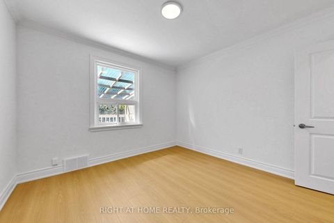 Photo 22 at 22 Lingarde Drive, Maryvale, Toronto