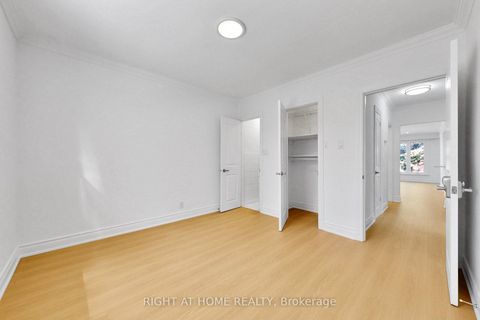 Photo 24 at 22 Lingarde Drive, Maryvale, Toronto