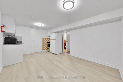 Photo 31 at 22 Lingarde Drive, Maryvale, Toronto