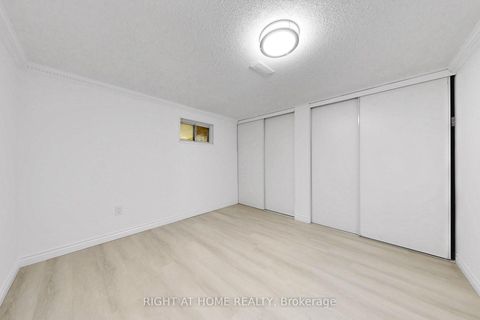 Photo 40 at 22 Lingarde Drive, Maryvale, Toronto