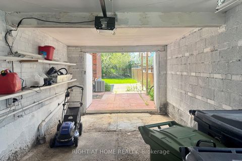 Photo 44 at 22 Lingarde Drive, Maryvale, Toronto