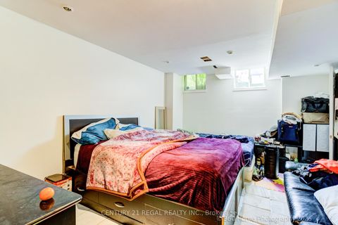 Photo 13 at 42G View Green Crescent, Clairville, Toronto