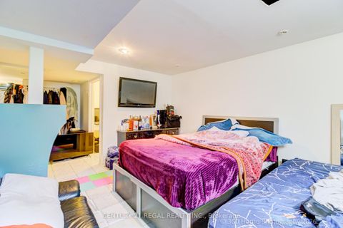 Photo 14 at 42G View Green Crescent, Clairville, Toronto
