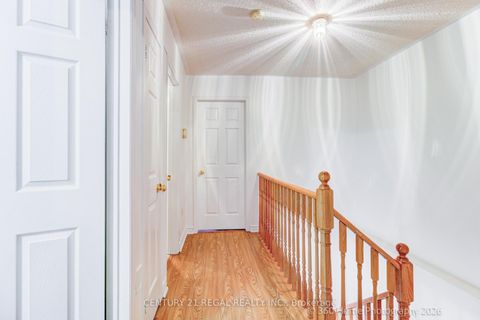 Photo 18 at 42G View Green Crescent, Clairville, Toronto