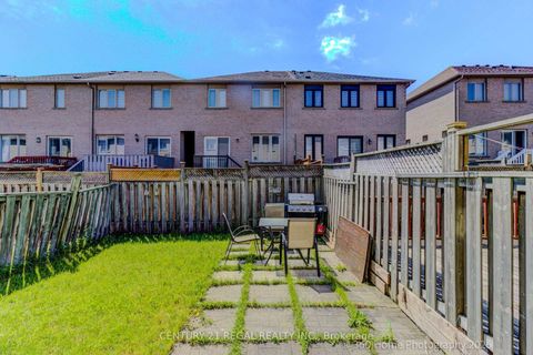 Photo 25 at 42G View Green Crescent, Clairville, Toronto