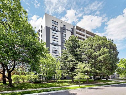 Photo 2 at 608 - 100 Canyon Avenue, Bathurst Manor, Toronto