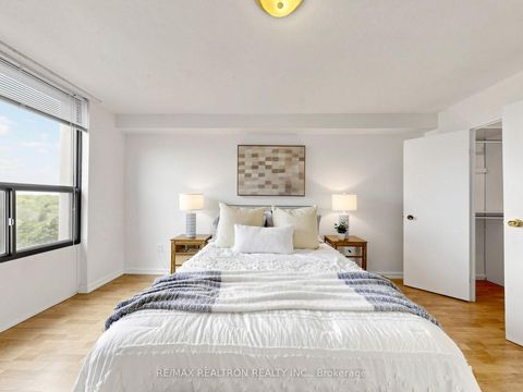 Photo 19 at 608 - 100 Canyon Avenue, Bathurst Manor, Toronto