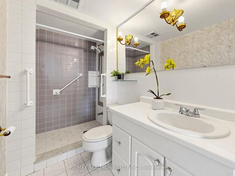 Photo 22 at 608 - 100 Canyon Avenue, Bathurst Manor, Toronto
